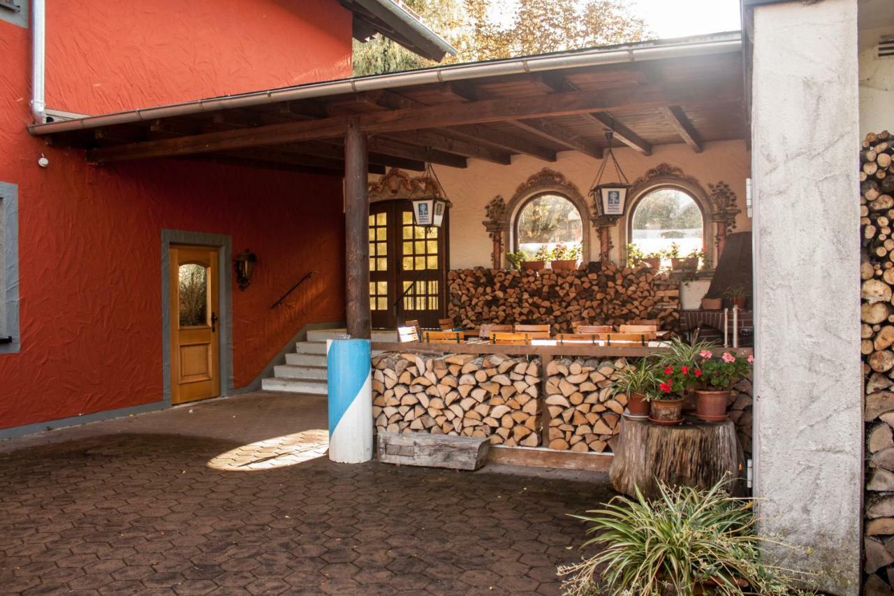 Landgasthof Zur Quelle Seeshaupt Luaran gambar